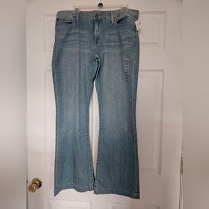 Gap 1969 medium wash jeans